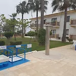 Hotel de apartamente Cosmelenia 3*