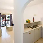Aparthotel Cosmelenia