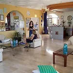 Cosmelenia Hotel de apartamente 3*