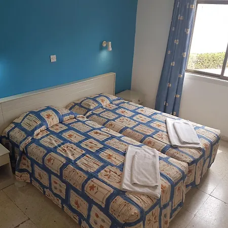 Cosmelenia Aparthotel Agia Napa