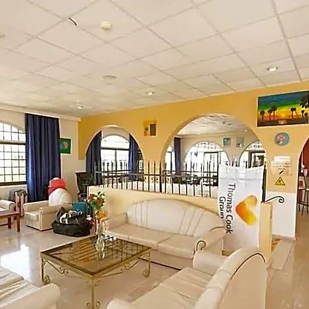 Cosmelenia Hotel apartamentowy Ajia Napa