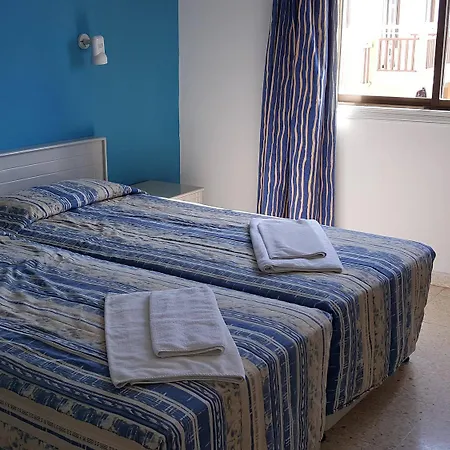 Cosmelenia Hotel apartamentowy Ajia Napa