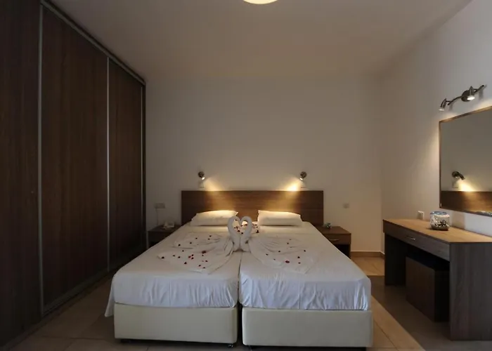 Cosmelenia Apart-hotel Agia Napa