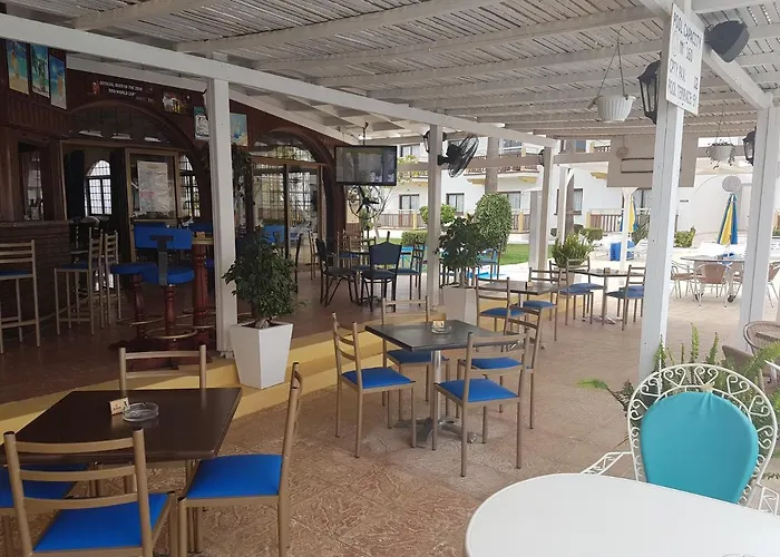 Cosmelenia Apart-hotel