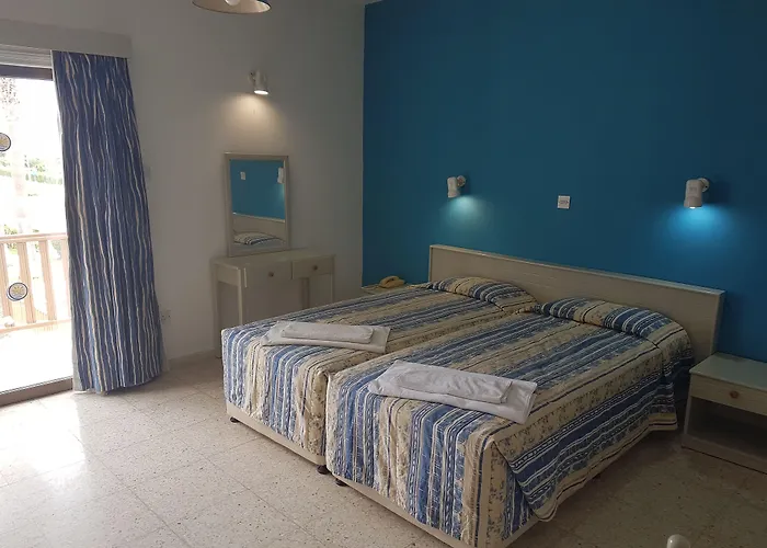 Apart-hotel Cosmelenia 3*