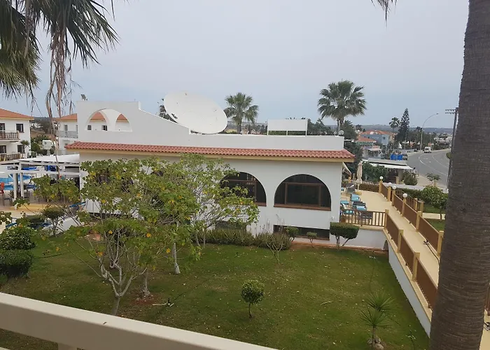 Apart-hotel Cosmelenia Agia Napa