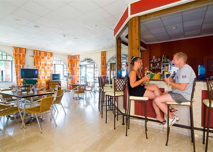 Aparthotel Cosmelenia