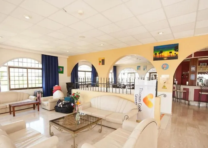 Cosmelenia Apartmanhotel