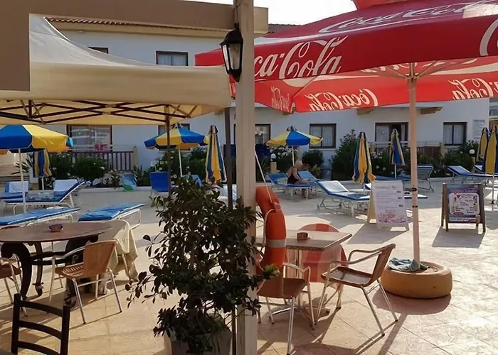 Cosmelenia Hotel apartamentowy Ajia Napa